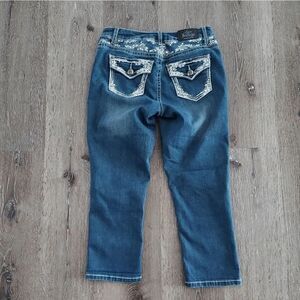 Love Indigo Premuim Size 4 Five Pocket Jean Capris
